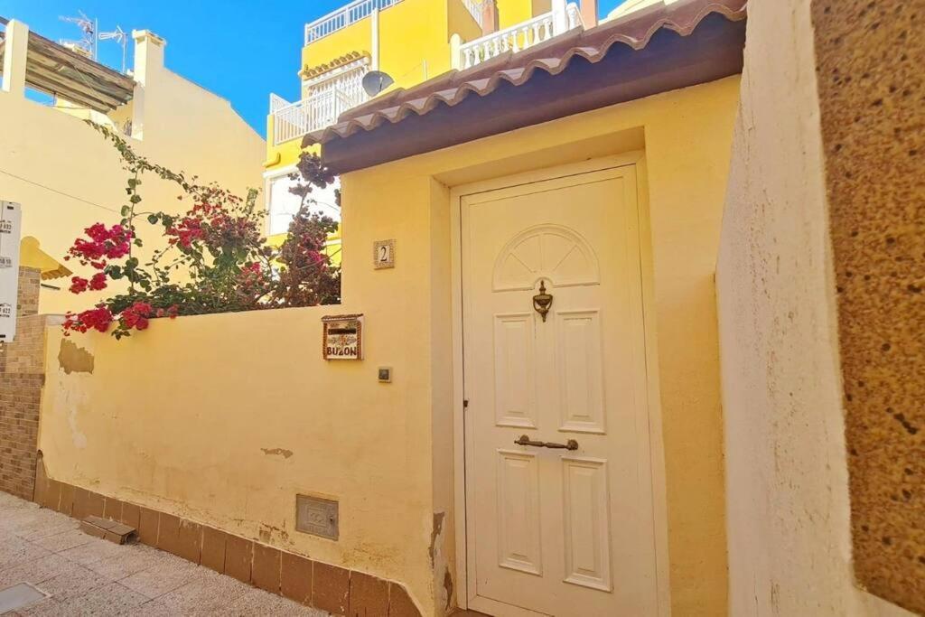 Апартаменти Mar Azul Adosado, Patio Y Solarium Торрев'єха Екстер'єр фото